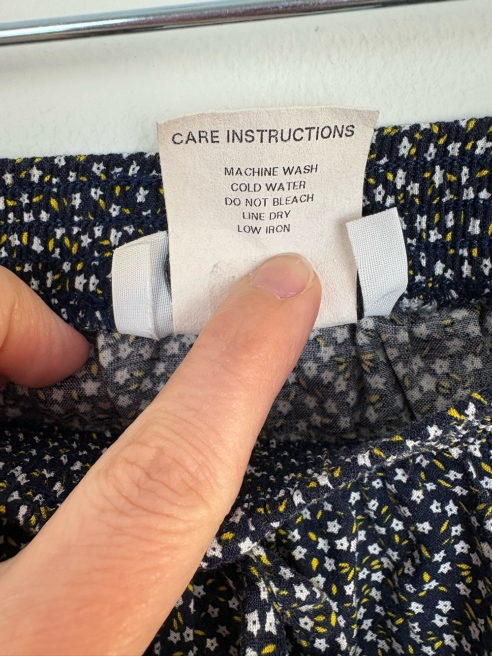 Vintage 90s Navy Blue Midi Skirt w/ White Flower Print 2X elastic waist modest - Picture 8 of 11